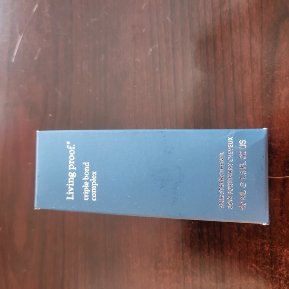 Living Proof Triple Bond Complex Hair Strengthner 45ml - Picture 2 of 2